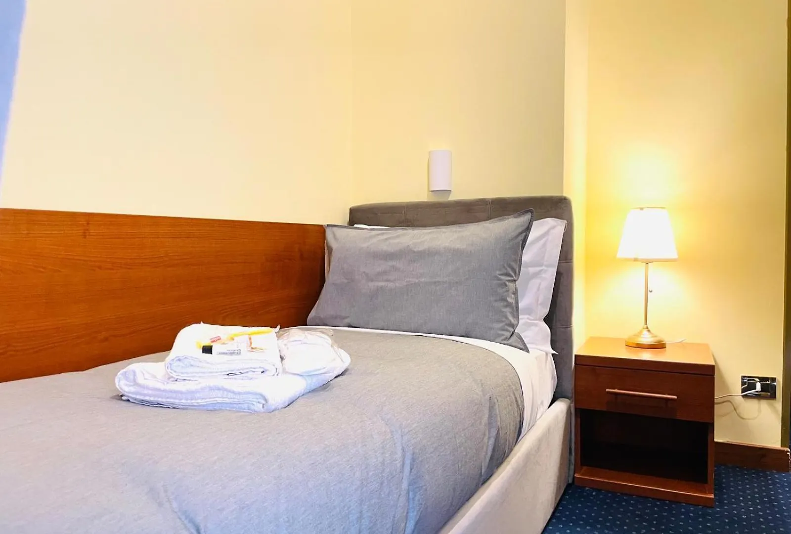 Hotel Rome Place